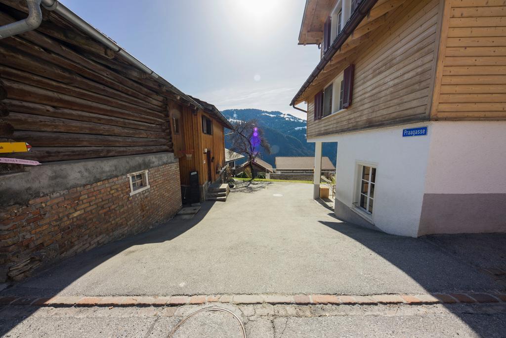 Gaestehaus Alpina In Fanas Ngoại thất bức ảnh