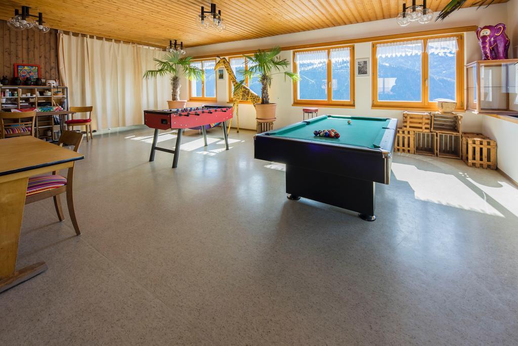 Gaestehaus Alpina In Fanas Ngoại thất bức ảnh