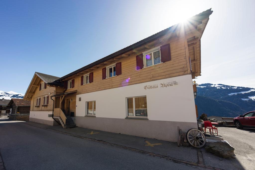 Gaestehaus Alpina In Fanas Ngoại thất bức ảnh